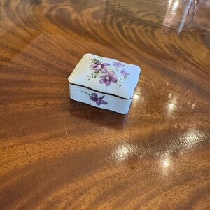 Hammersley Fine Bone China Vintage Trinket Box with Violets